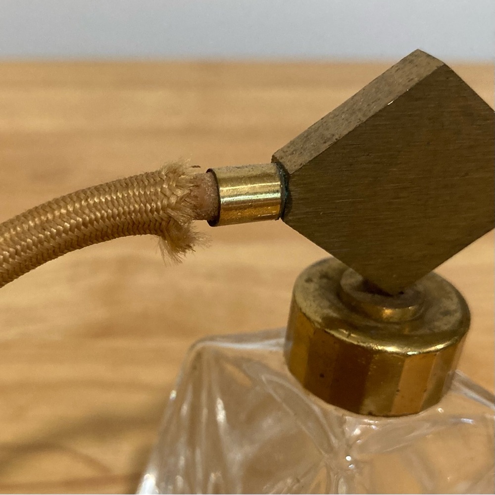 Vtg 1950s Crystal Perfume Spray Bottle Atomizer I.W Rice & Co. Japan Poor Shape - Picture 8 of 15